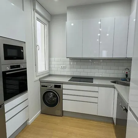 Comodidad Cerca De La Playa.. A Un Paso De Todo! * La Corogne